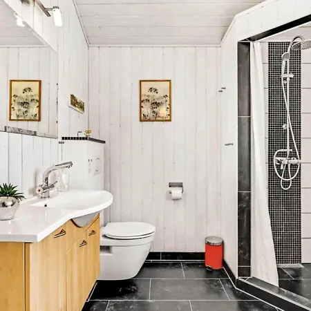 5 Star In Humble-by Traum Holiday home *