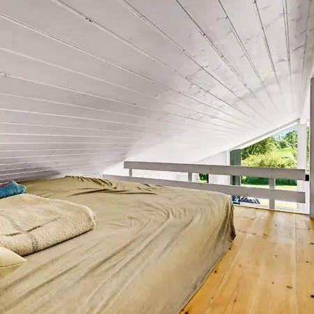 Holiday home 5 Star In Humble-by Traum Humble